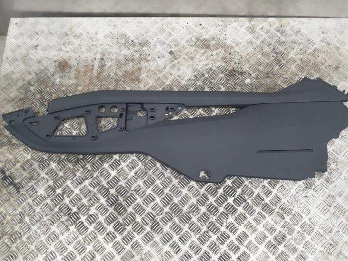 Middenconsoles van een Audi E-Tron, Gebruikt, -, -, -