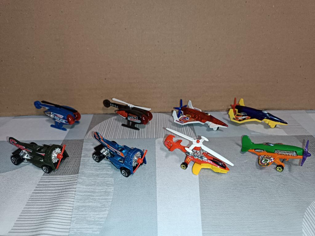 Hot Wheels - Hotwheels - Helikopter - Vliegtuig - Helicopter, Kinderen en Baby's, Speelgoed |Speelgoedvoertuigen, Ophalen of Verzenden