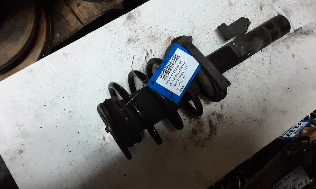 SCHROEFVEER VOOR Ford Focus 2 (01-2004/09-2012), Gebruikt, Mevr. I. Hauben, Ford, Rue de l'Espoir 34 34
4030  GRIVEGNÉE, BE