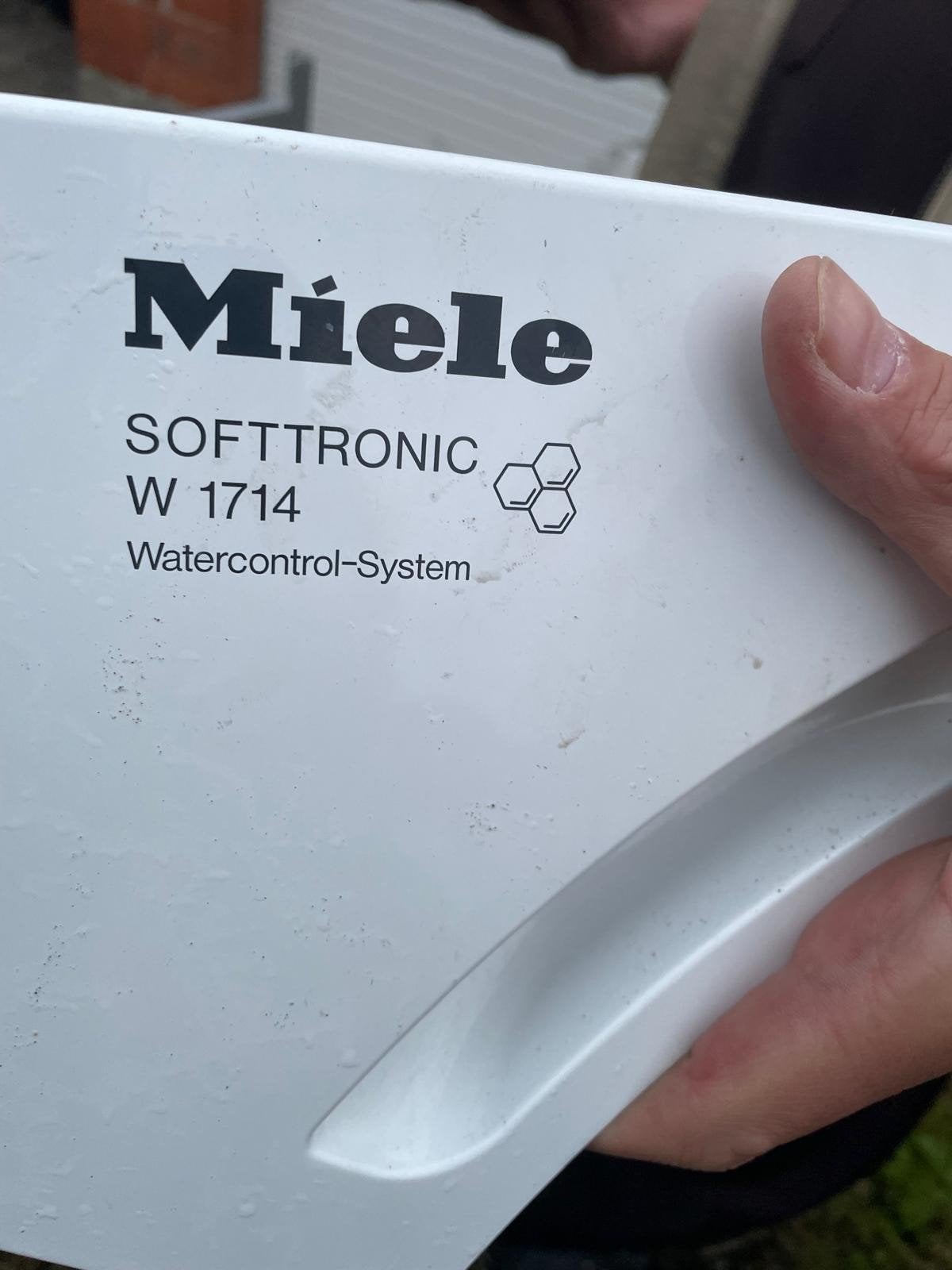 Vous recherchez un porte-savon pour la machine à laver Miele, Enlèvement