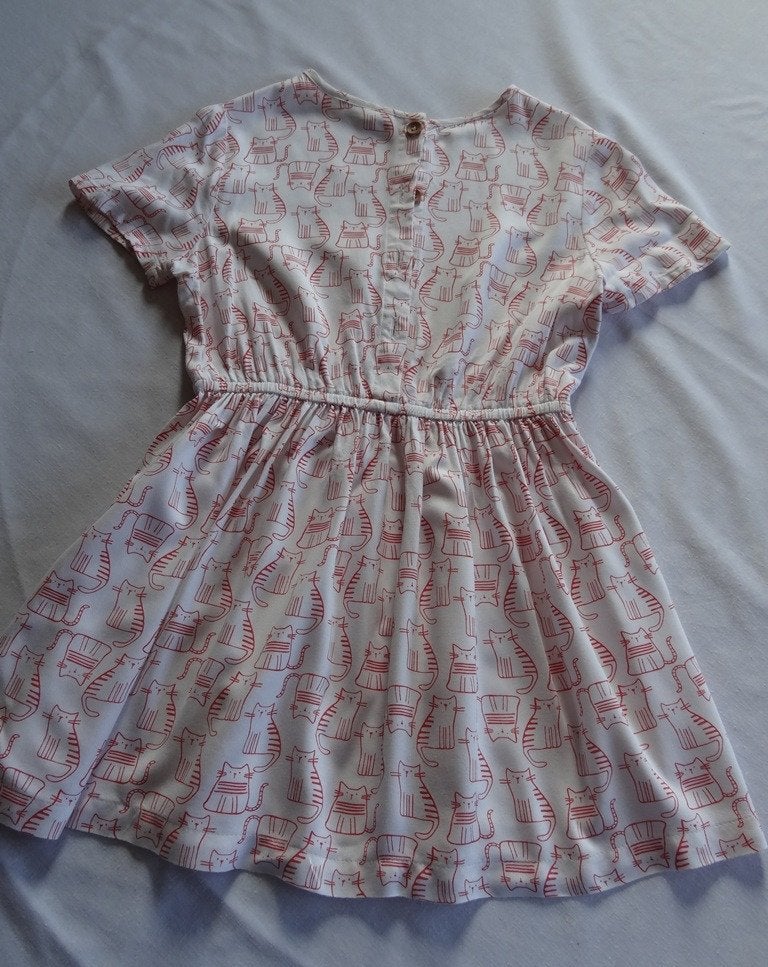 Kleedjes maat 116, Kinderen en Baby's, Kinderkleding | Maat 116, Ophalen of Verzenden, Zo goed als nieuw, Meisje, Jurk of Rok