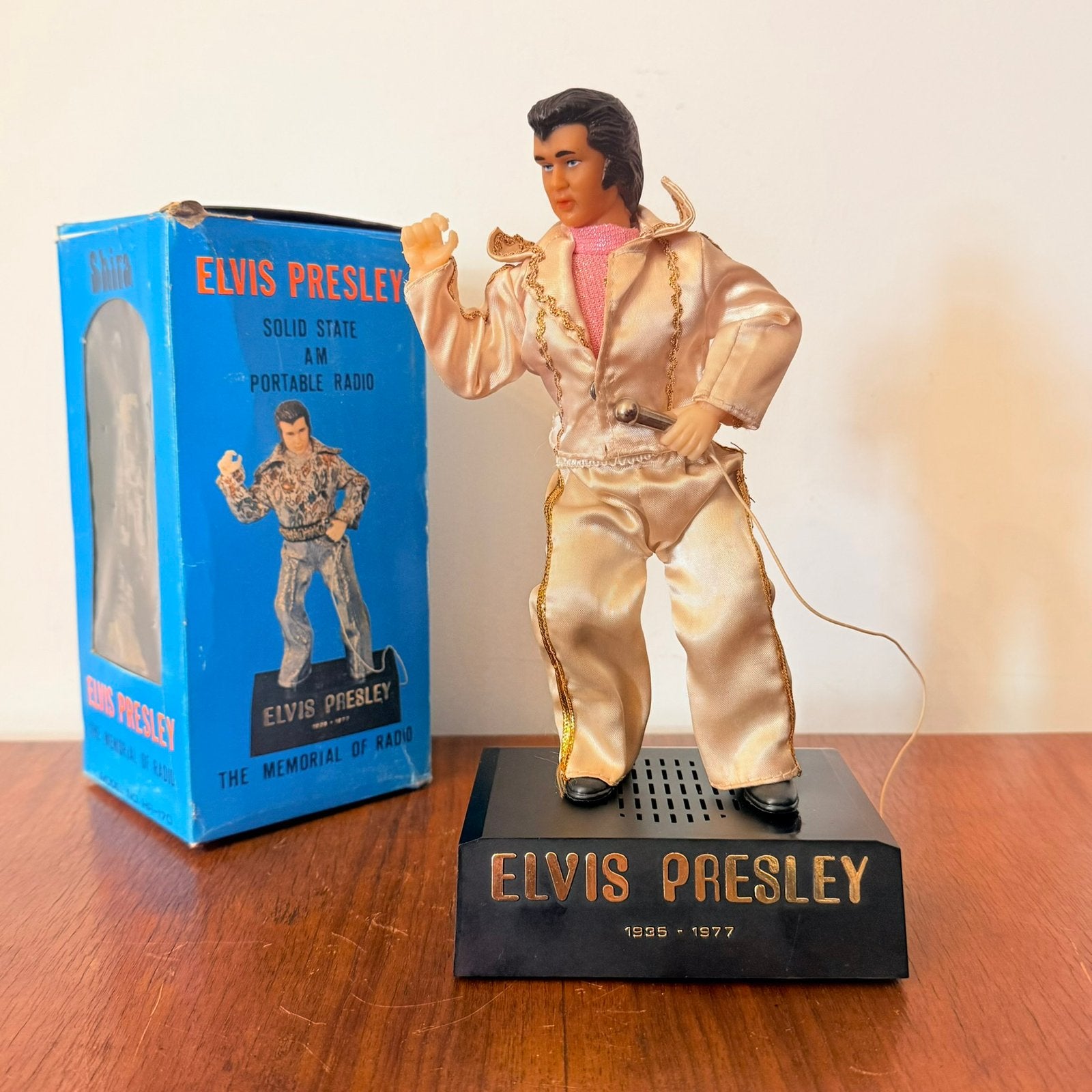 TRANSISTOR ROCK ELVIS PRESLEY RADIO 1978 NEUF BOÎTIER RARE, Antiquités & Art, Antiquités | TV & Hi-Fi, Envoi