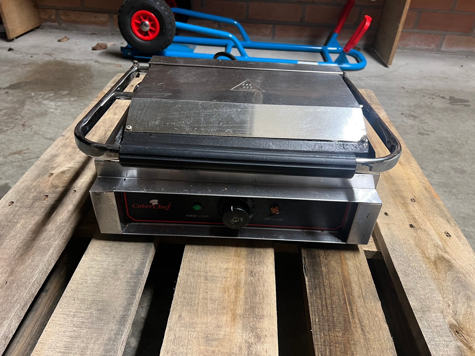 CaterChef Professionele Contactgrill / Paninigrill, Ophalen, Vaatmachinebestendige platen, Gebruikt