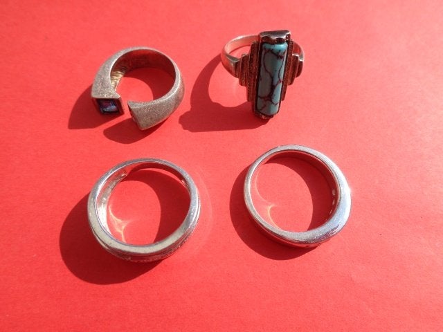 3 zilver ringen keurmerk 925 en 825 aan 10 € / stuk, Handtassen en Accessoires, Ophalen of Verzenden, Zo goed als nieuw, Dame