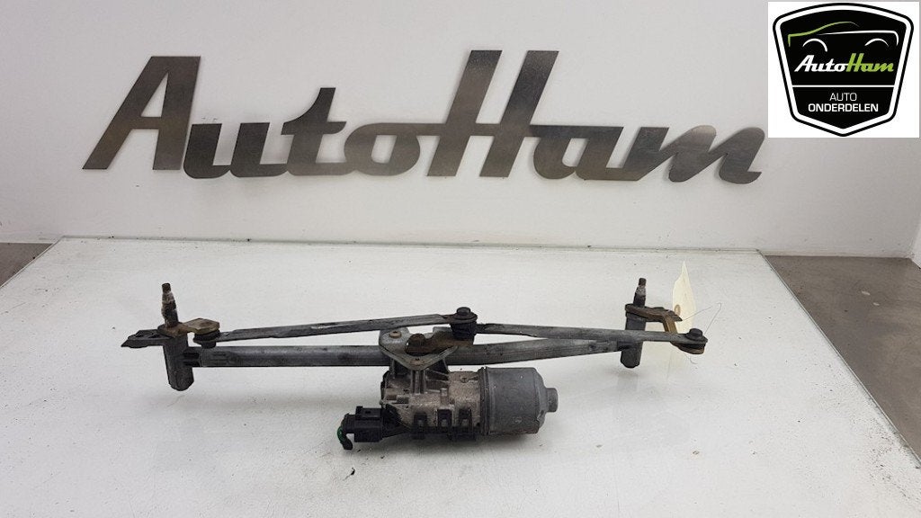 RUITENWISSER MECH + MOTOR Skoda Fabia (6Y5), Robert Bosch AG, Gebruikt, Skoda, Robert-Bosch-Allee 1
74232  Abstatt, DE