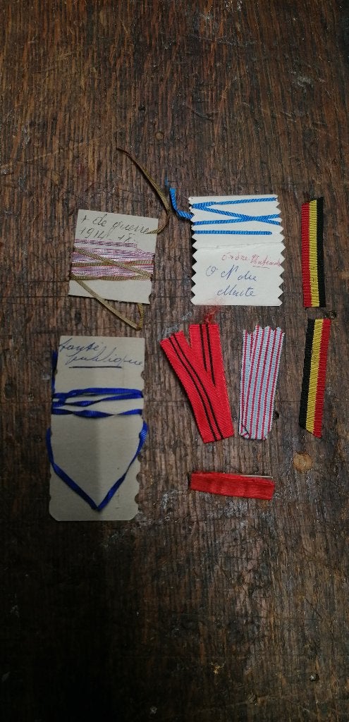 Set linten, medaille, militaire herinnering, ww1, wo2, Verzenden, Overige soorten, Lintje, Medaille of Wings