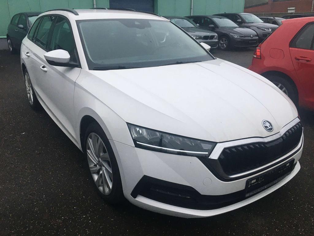 Skoda Octavia BREAK AUTOMAAT 1.4 TSI 110KW eTec BENZINE/ELEK, Autos, Achat, Entreprise, Feux de jour LED, 5 portes