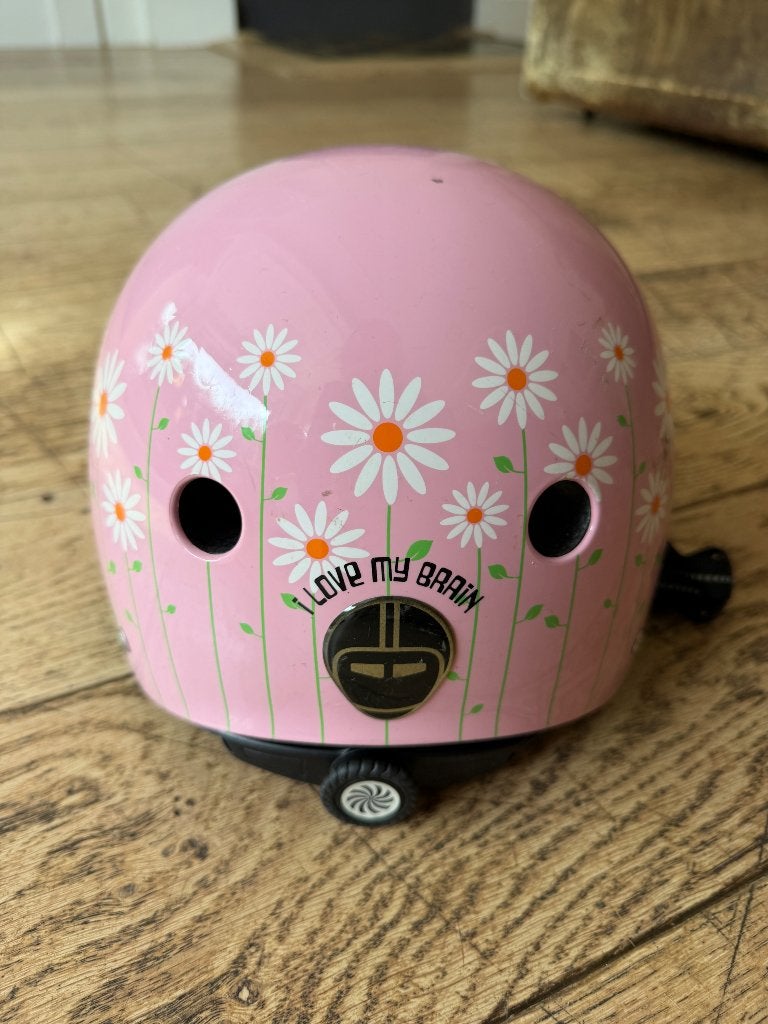 Fietshelm meisje Nutcase, Fietsen en Brommers, Gebruikt, Ophalen of Verzenden, Nutcase, M