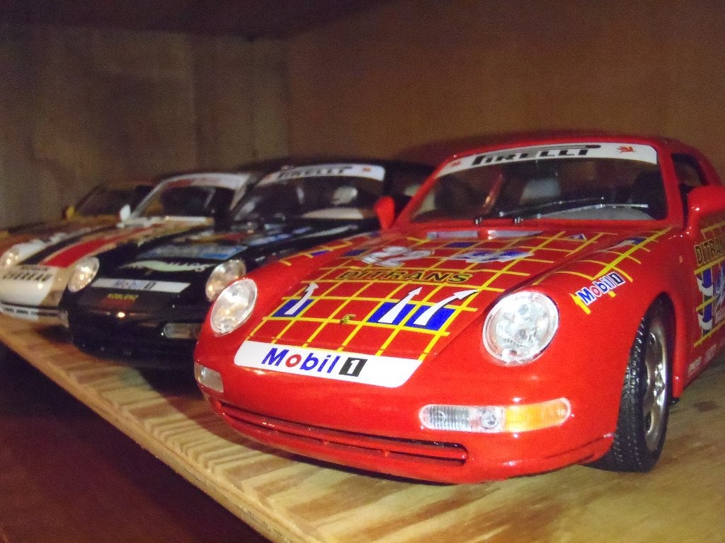 140st Bburago auto's, Hobby en Vrije tijd, Modelauto's | 1:18, Ophalen, Zo goed als nieuw, Auto, Burago