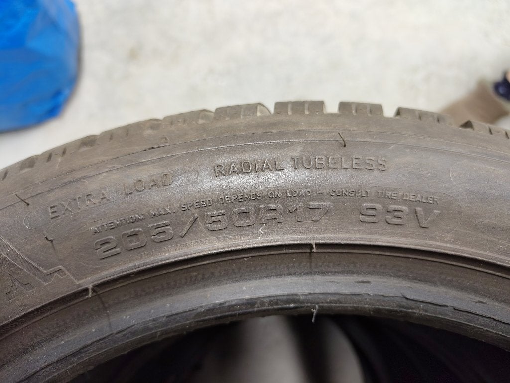Winterbanden 205/50R17, Auto-onderdelen, Ophalen, Gebruikt, 17 inch, Band(en)