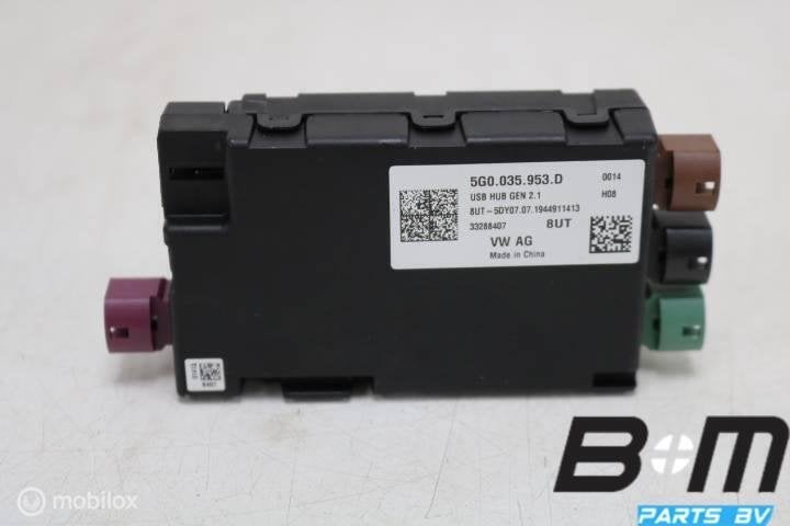 USB HUB met spanningsomvormer VW Polo 2G 5G0035953D, Utilisé