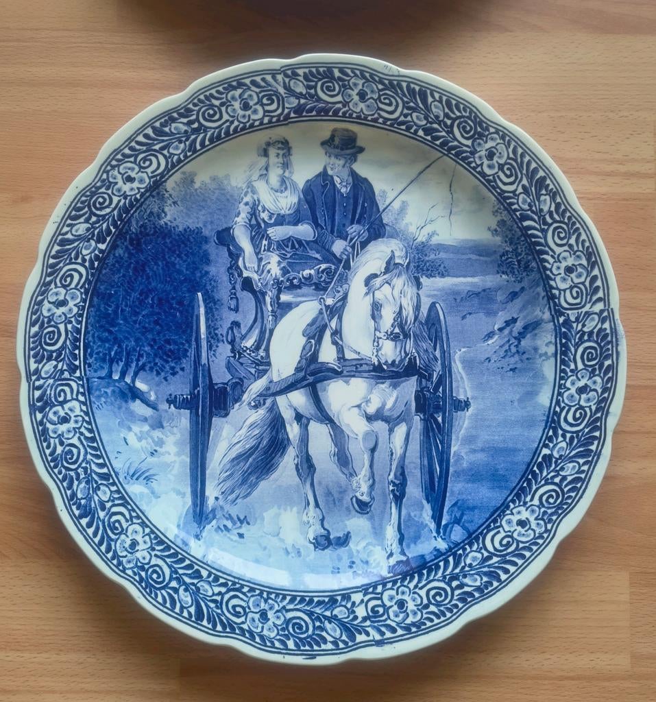 Prachtige set XXL wandborden – Boch & Royal Sphinx (40cm), Antiquités & Art, Antiquités | Assiettes décoratives & Carrelages, Enlèvement