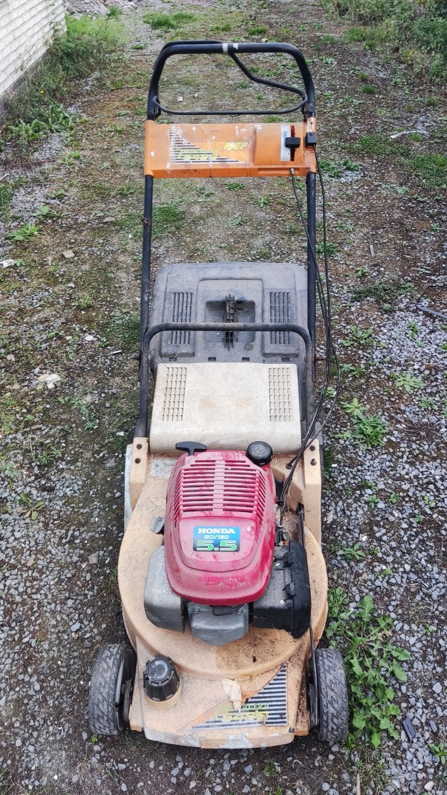 Grasmaaier met Honda motor, Enlèvement