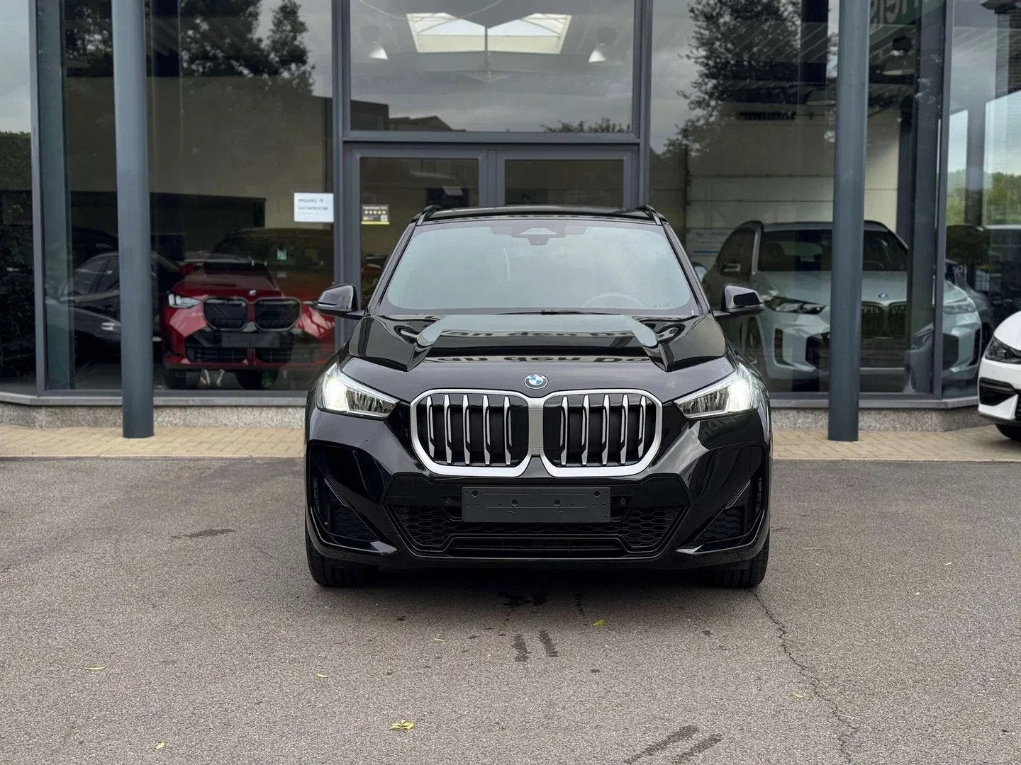 BMW X1 sDrive18i M Sport / PANODAK / TREKHAAK / DODE HOEK, Gebruikt, Zwart, 136 pk, 1 kg