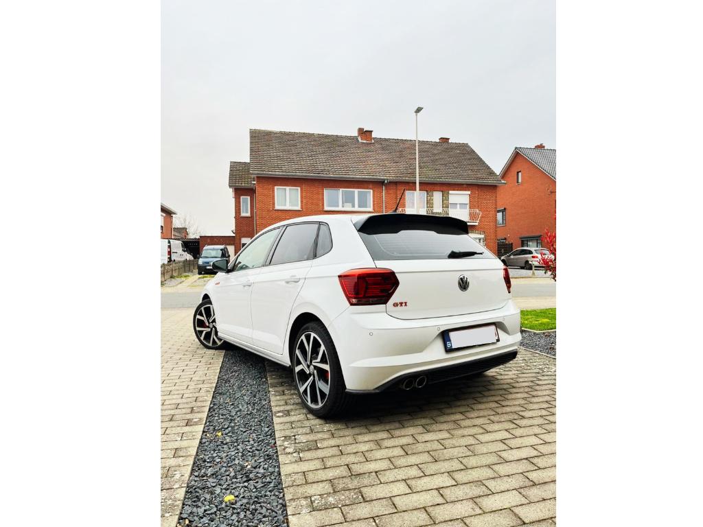 Volkswagen VW Polo GTI 2.0 TSI 200PK – €19.750, Auto's, Stof, Euro 6, USB, Wit