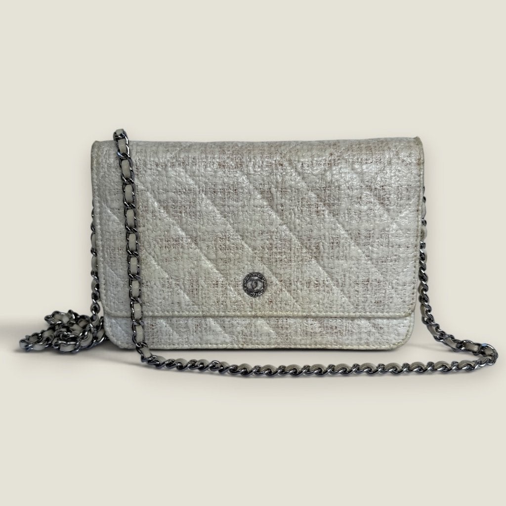 Portefeuille Chanel en tweed enduit sur chaîne, Enlèvement ou Envoi, Blanc