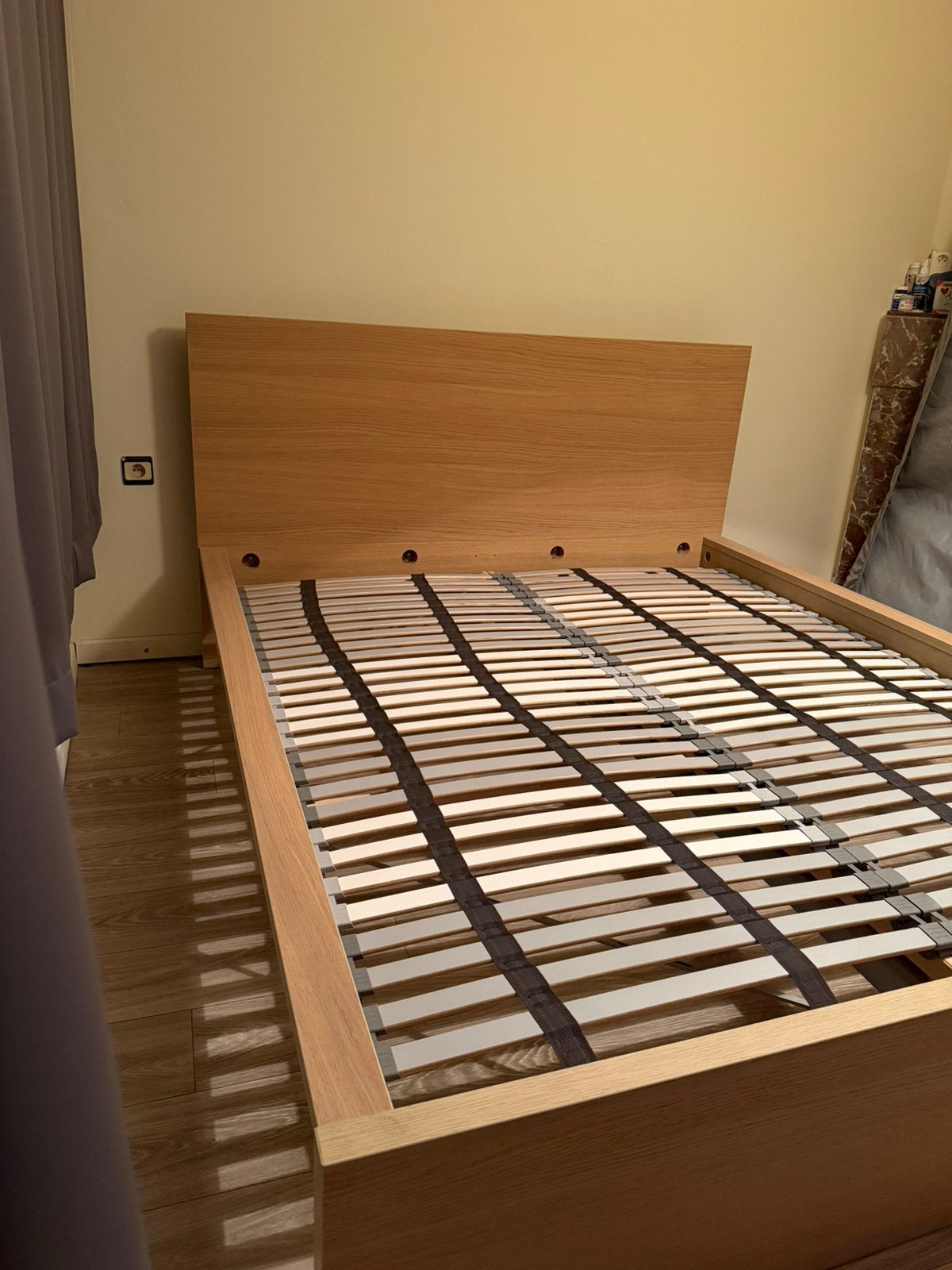 Ikea malm bed, Huis en Inrichting, Slaapkamer | Bedden, Ophalen, Zo goed als nieuw