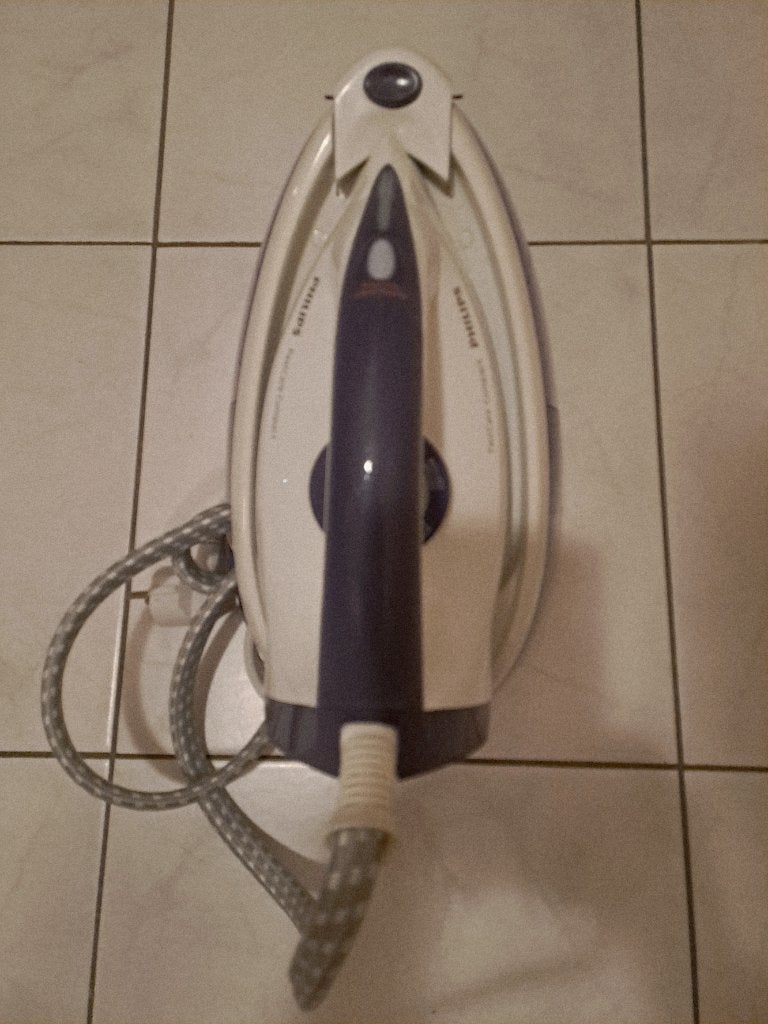 Fers vapeur, Enlèvement, Utilisé, Fer à repasser avec cordon