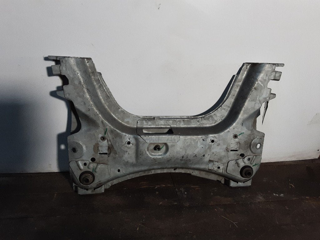 SUPPORT MOTEUR Megane II Grandtour (KM) (8200313041), Renault, Mevr. I. Hauben, Utilisé, Rue de l'Espoir 34 34
4030  GRIVEGNÉE, BE