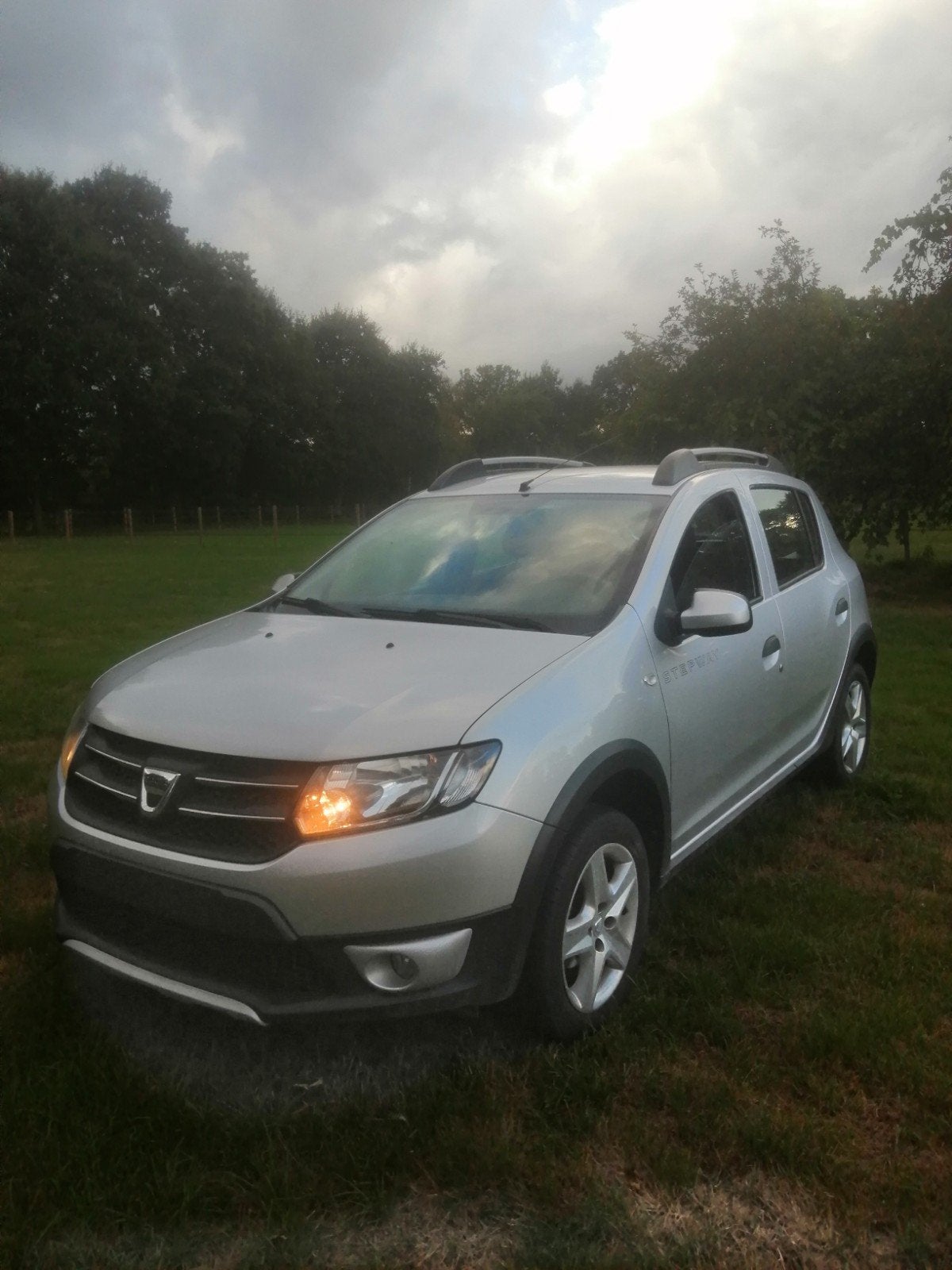 Dacia SANDERO 1.0 benzine stepway blanco gekeurd, Auto's, Dacia, Handgeschakeld, Particulier, Sandero, 1000 cc