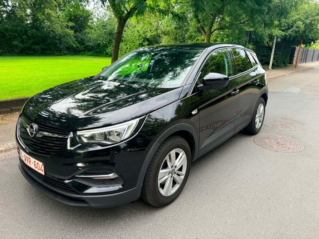 Opel Grandland X 1.2Turbo Automaat, Autos, Achat, Entretenue par le concessionnaire, Noir, 5 portes