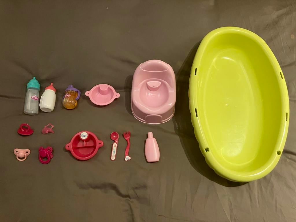 Poppen accessoires, Ophalen of Verzenden, Zo goed als nieuw