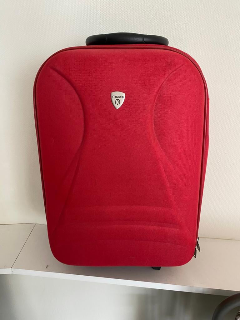 À vendre petite valise de cabine rouge, Enlèvement, Utilisé