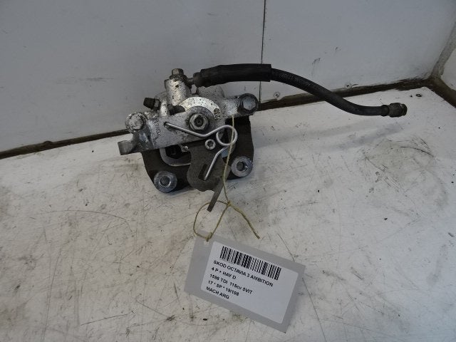 REMKLAUW LINKS ACHTER Skoda Octavia Combi (5EAC), Gebruikt, Skoda