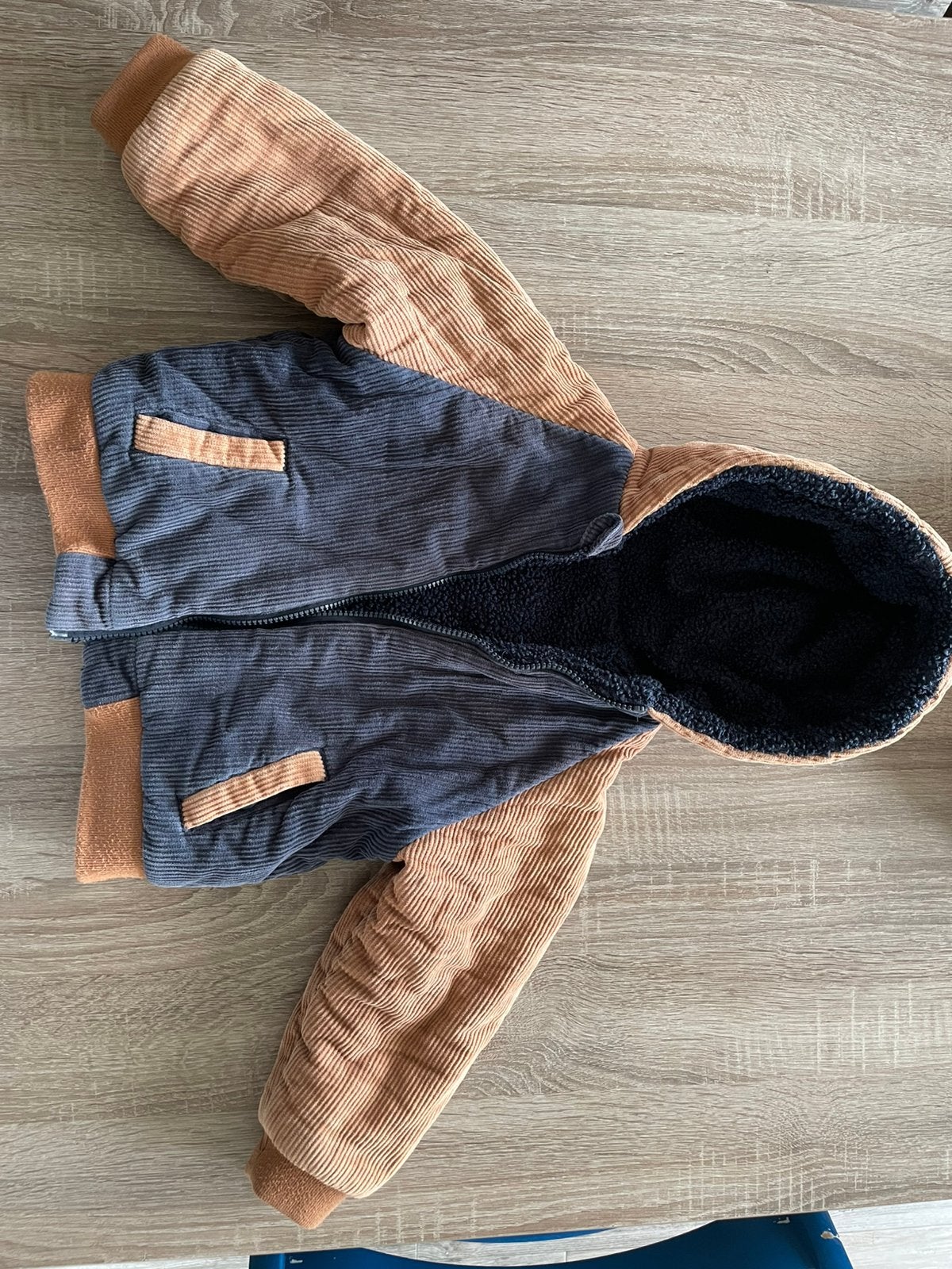 Corduroy winterjasje maat 92, Enlèvement ou Envoi, Comme neuf, Garçon ou Fille, Manteau