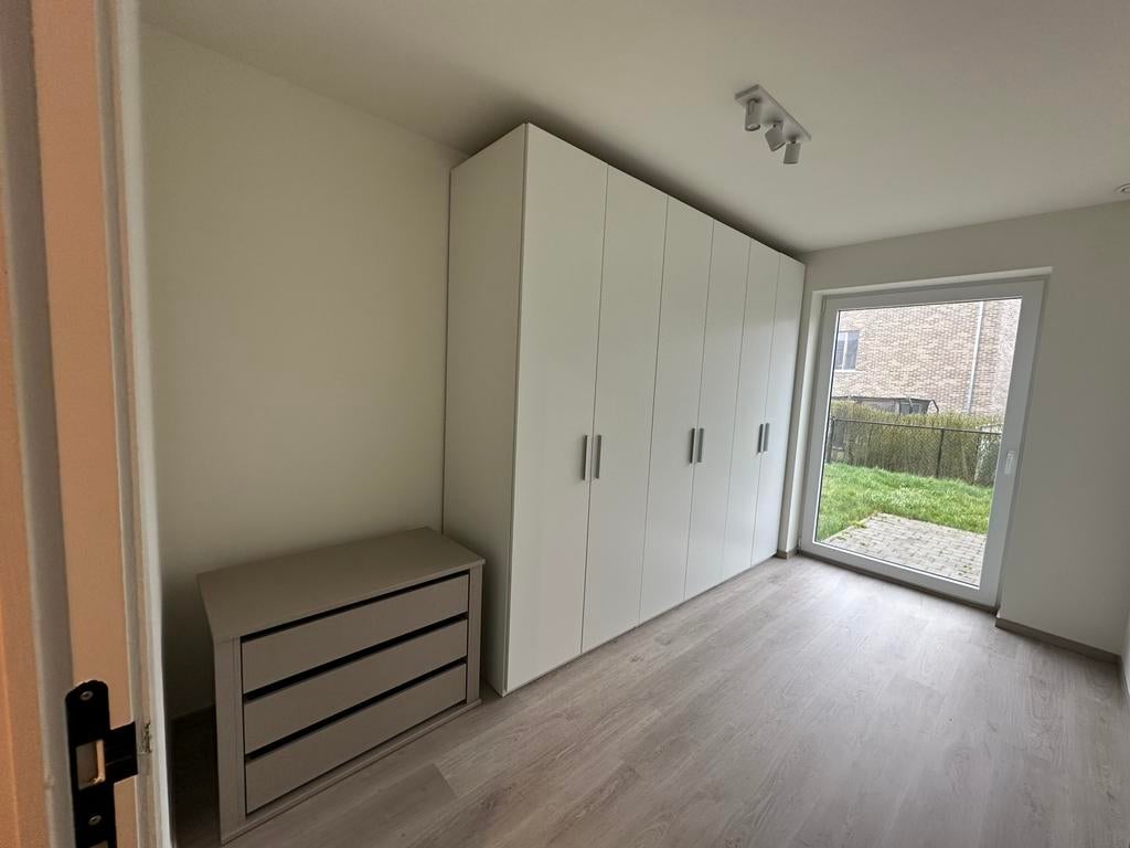 Zeer grote kast home 24, Immo