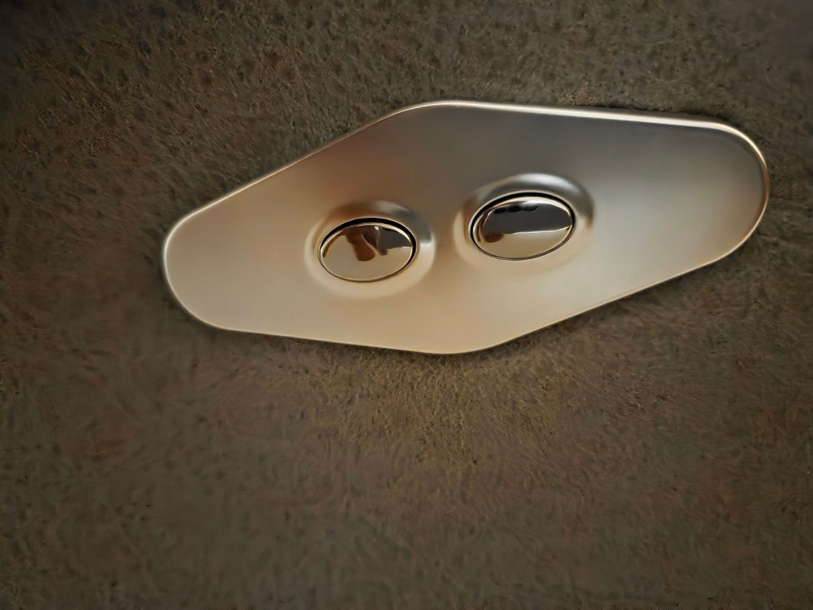 Canapé d'angle avec repose-pieds à réglage électrique, coule, Maison & Meubles, Enlèvement