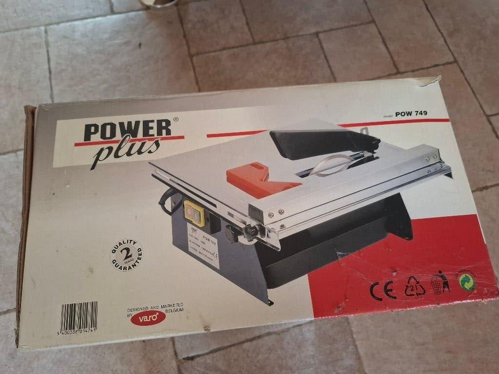 ELEKTRISCHE TEGELSNIJDER POWERPLUS POW 749, Enlèvement, Comme neuf, Outil de coupe, Autres marques