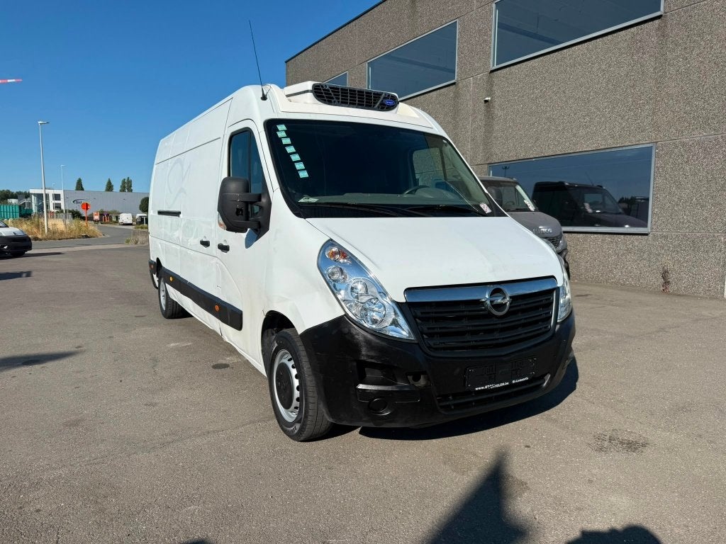 Opel Movano (Numéro de stock 98110), Euro 5, Entreprise, 3 places, Boîte manuelle