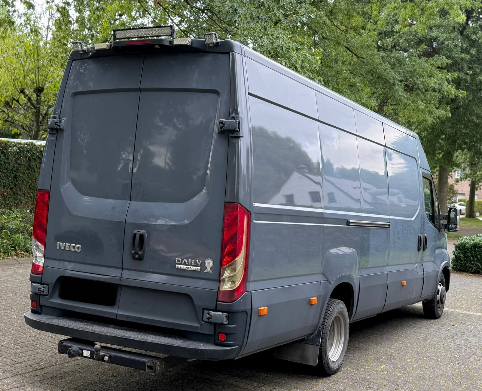 Iveco Dialy 35C17 170Pk Hi-Matic L4H2 Navi/Airco/Camera, Autos, Camionnettes & Utilitaires, Cuir, Achat, https://public.car-pass.be/vhr/d9c5e813-c376-4c6b-b6c9-e9c48a07b14c