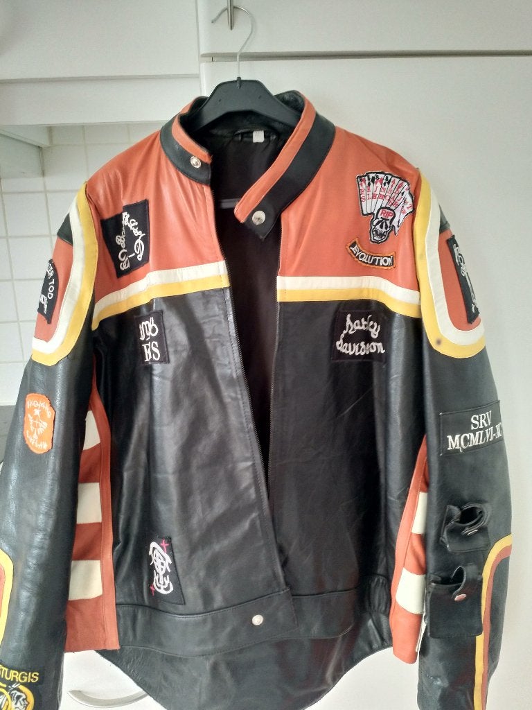 GLOEDNIEUW BIKERJACK TE GROOT €120,00, Motoren, Ophalen, Harley-Davidson, Dames, Jas | leer