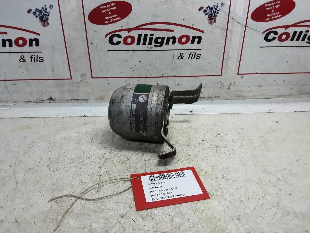 AIRCO CONDENSOR BMW 3 serie Touring (E36 / 3) (8372977), Gebruikt, BMW, Petuelring 130
80809  München, DE, Bayerische Motoren Werke AG