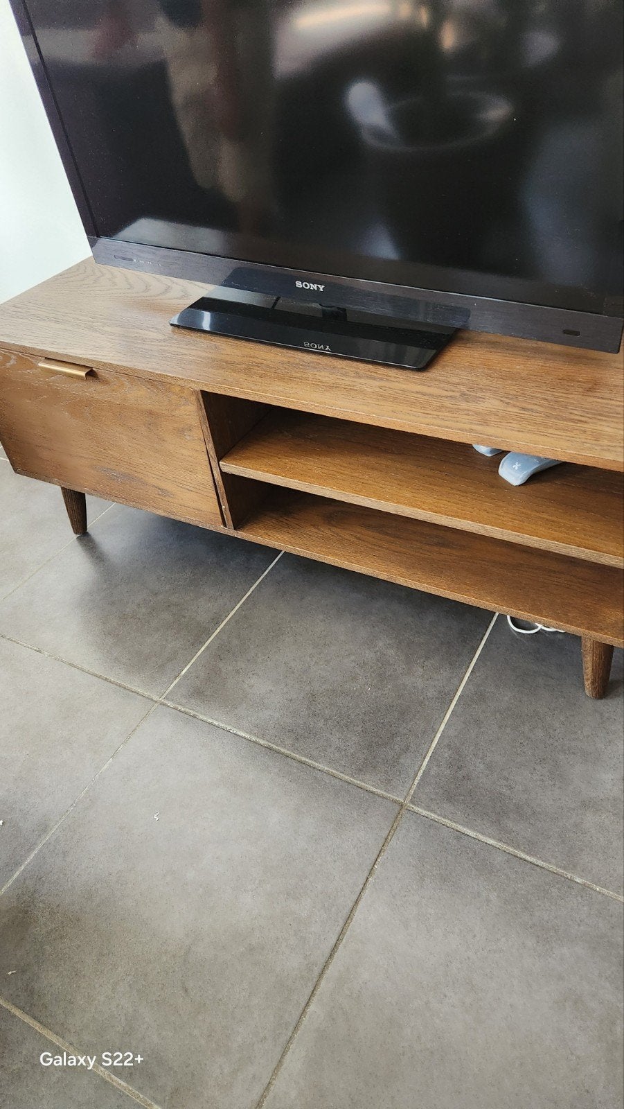venisia tv tafel(overstock), Huis en Inrichting, Ophalen