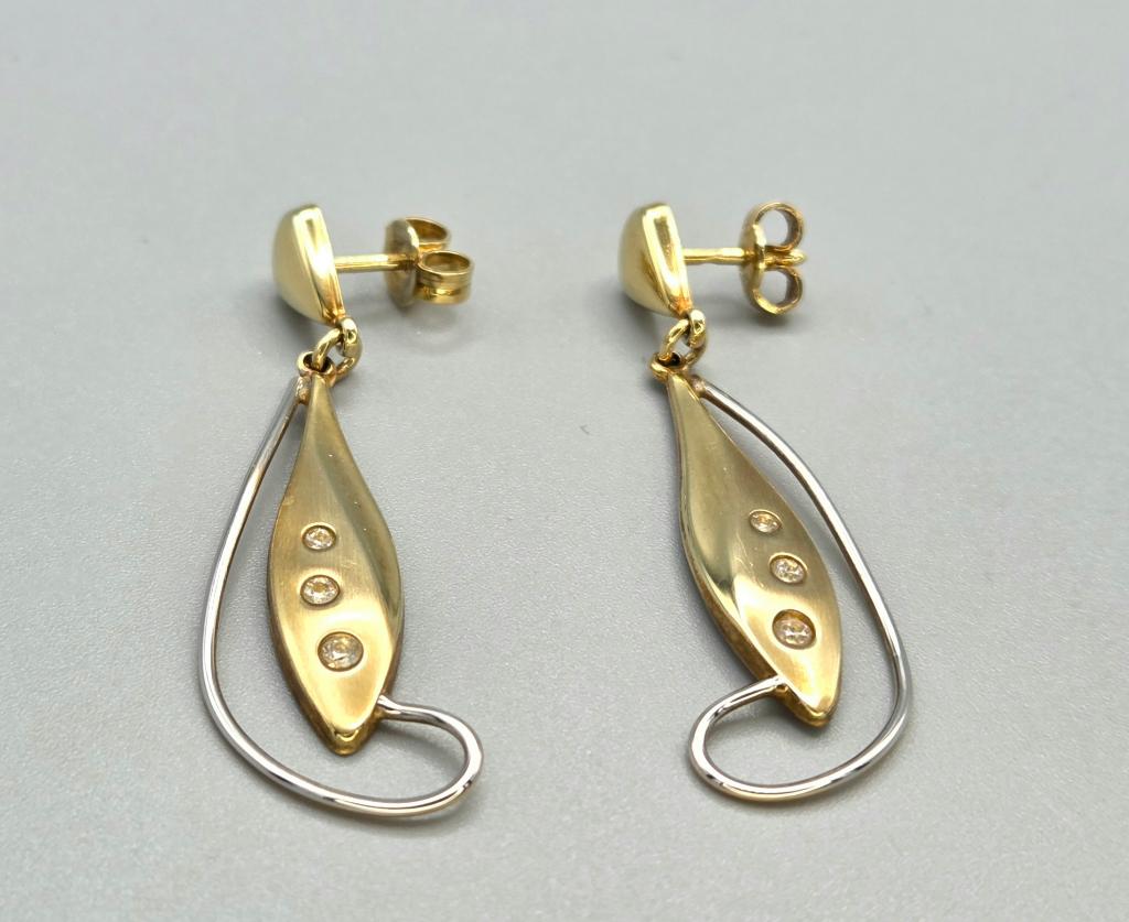 Gouden Vintage bi-color design oorbellen zirkonia. 2026/319., Bijoux, Sacs & Beauté, Boucles d'oreilles, Puces ou Clous, Enlèvement ou Envoi