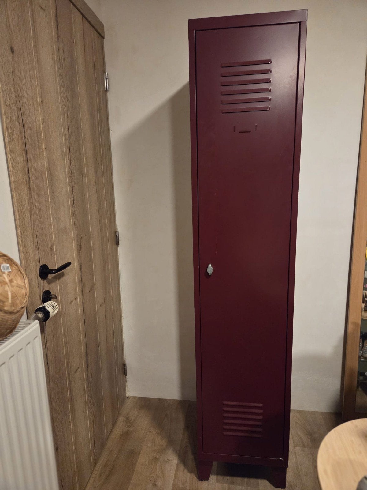 Metalen locker / garderobekast – bordeaux – 194 cm hoog, Enlèvement