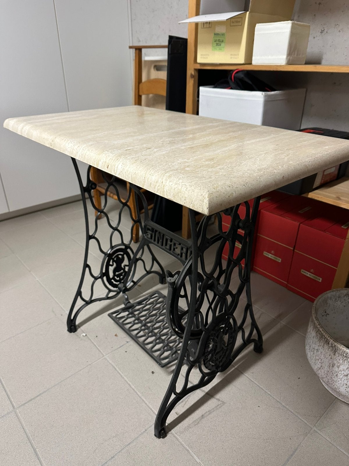 Singer bijzettafel, Huis en Inrichting, Ophalen, Zo goed als nieuw