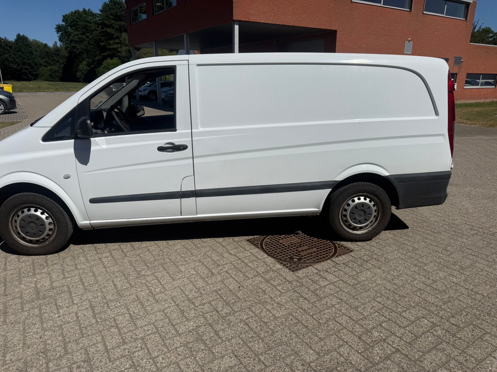 Cargo léger diesel Mercedes Vito 2.2, Autos, Achat, 4 portes, 3 places, Boîte manuelle