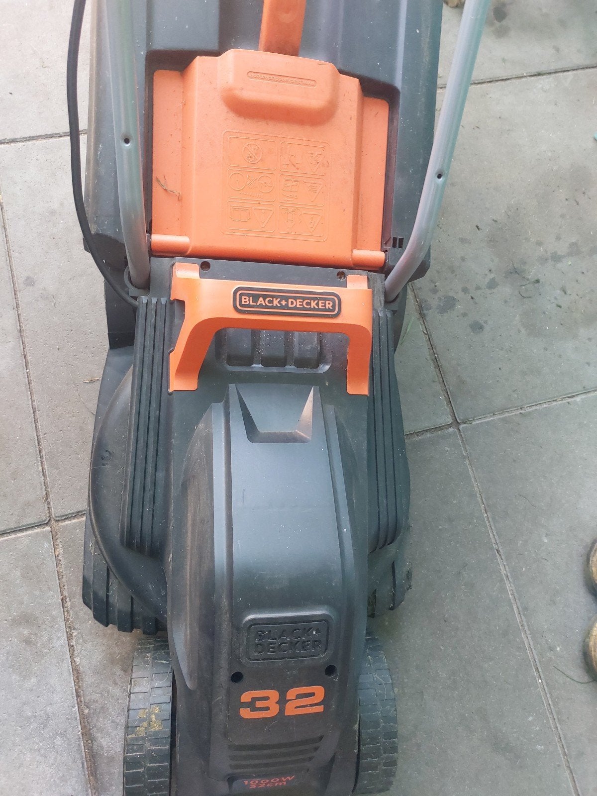 Grasmachine Black en decker, Ophalen