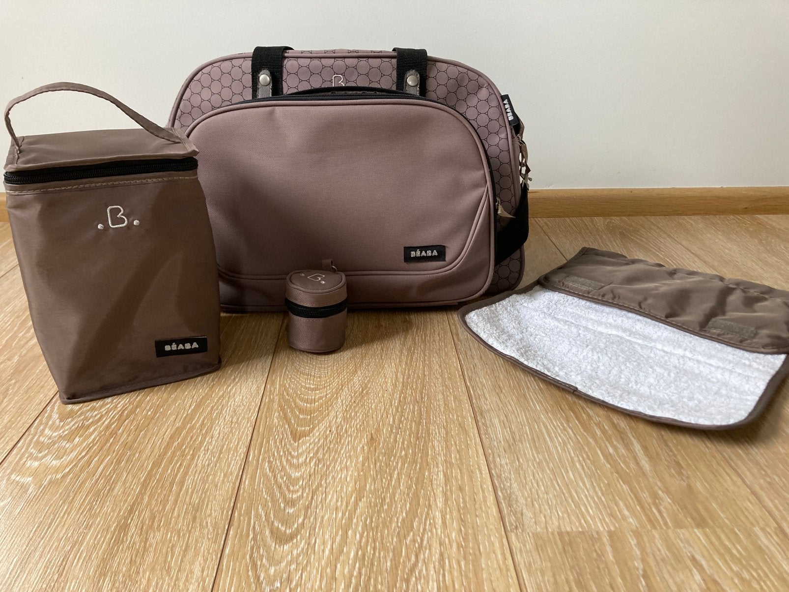 Luiertas Beaba, Kinderen en Baby's, Luiertassen, Ophalen, Gebruikt, Beige, Verzorgingstas