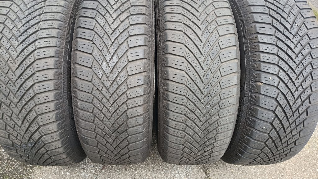 Jeu de pneus d'hiver/jante 205/60 R16 92H Yokohama BluEarth, Autos : Pièces & Accessoires, Pneus hiver, 16 pouces, Véhicule de tourisme