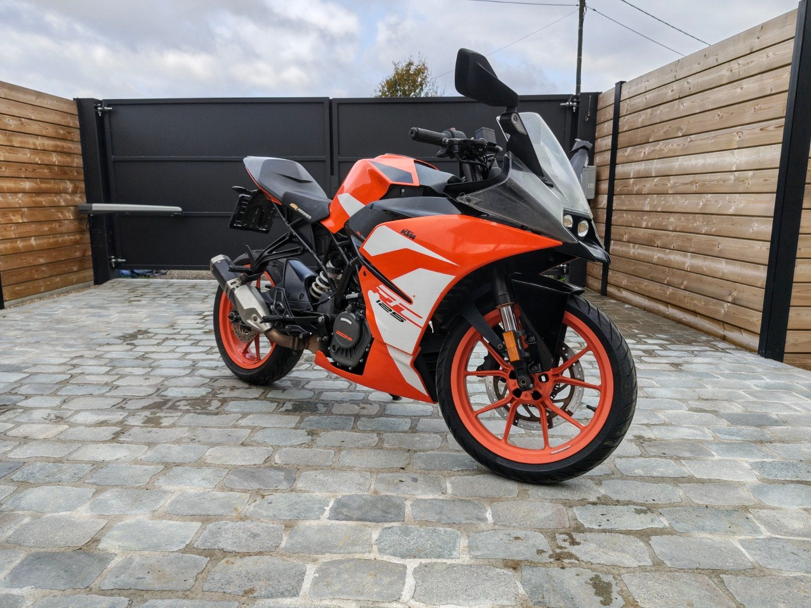 ktm RC 125, Gebruikt, 125 cc, 11 kW of minder, Handgeschakeld