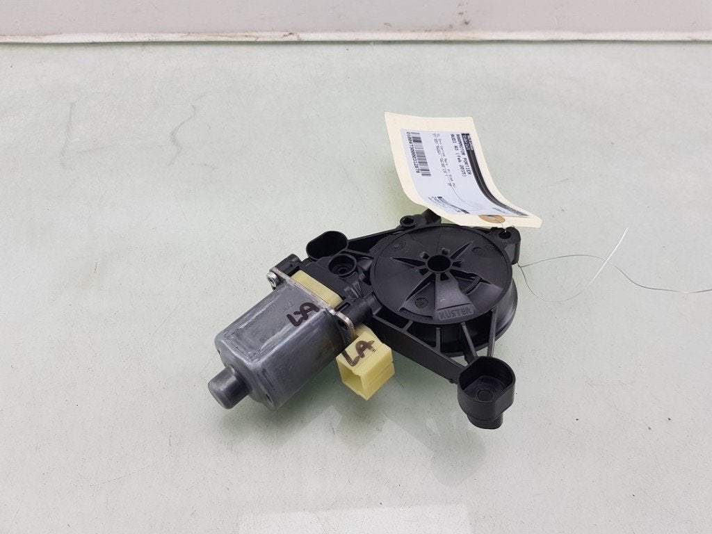 MOTEUR LEVE VITRE ELECTRIQUE Audi A3 Limousine (8VS / 8VM), Auto-Union-Straße  1,
85057  Ingolstadt, DE, Info@audi.de, Audi, Utilisé