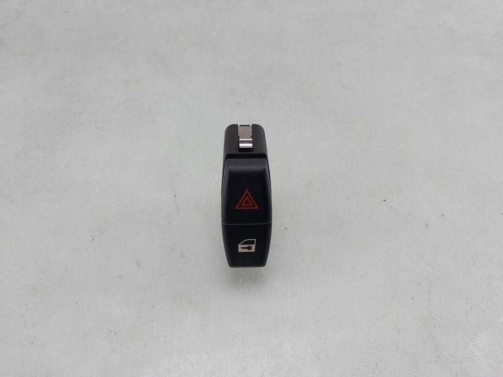 ALARMLICHTEN SCHAKELAAR BMW X6 (E71 / E72) (|61316919506|), Gebruikt, BMW, Petuelring 130
80809  München, DE, Bayerische Motoren Werke AG
