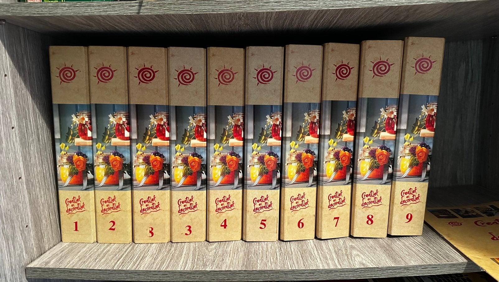 Creatief en decoratief mappen, Ophalen, Zo goed als nieuw