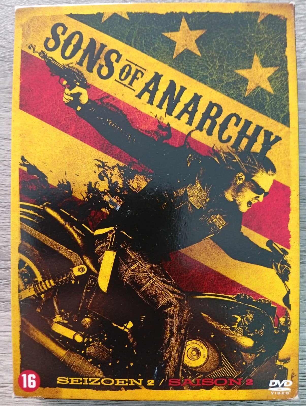 Sons of Anarchy saison 2 (série télévisée à suspense), Suppléments, Comme neuf, À partir de 16 ans, Thriller