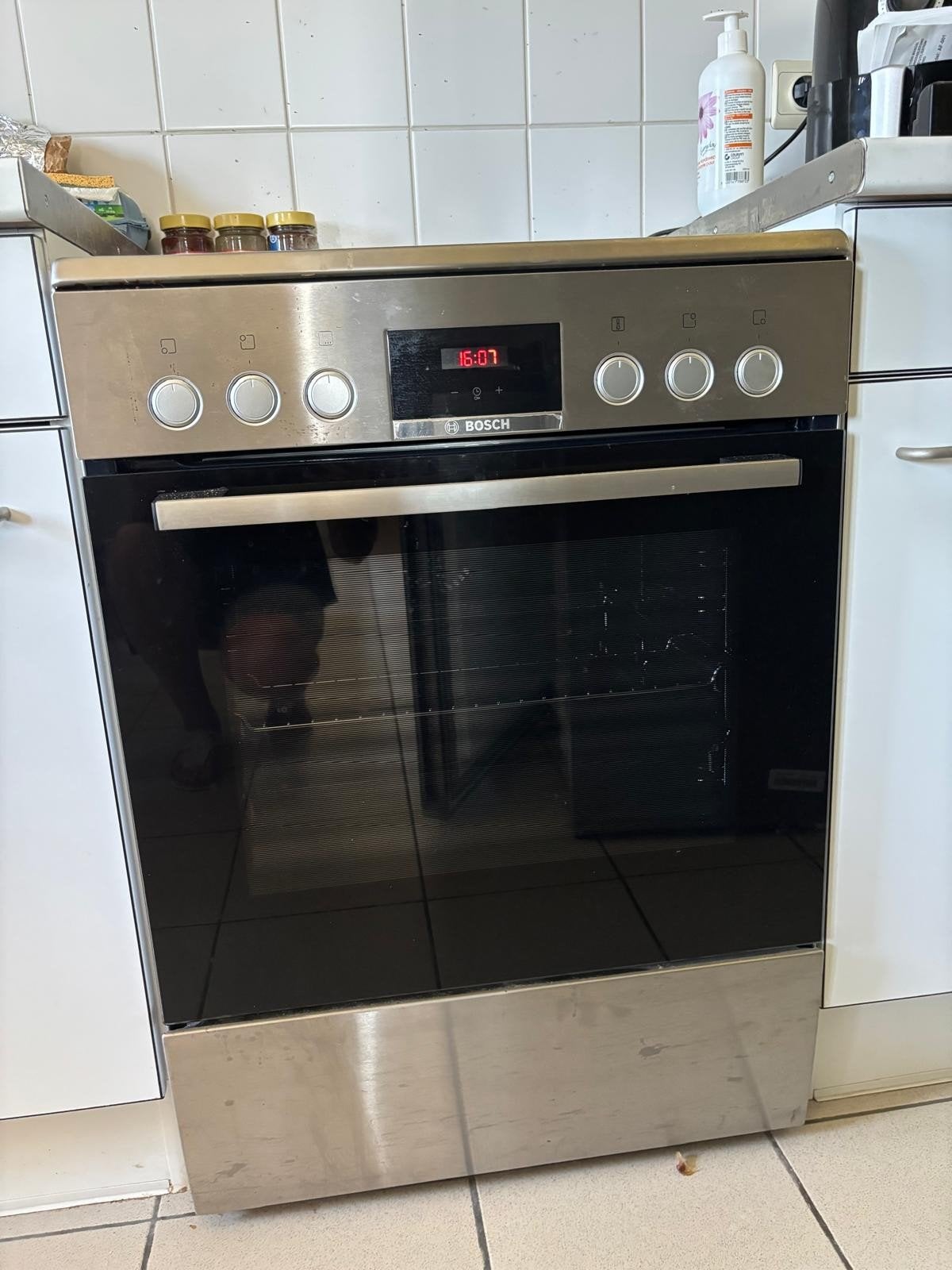 BOSCH Oven in goede staat, Ophalen, Gebruikt, Tussenbouw, 4 kookzones